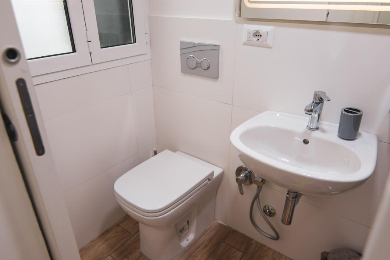 Casa Masaniello - Affittacamere Guesthouse In Historical Center Toledo Station Naples Extérieur photo